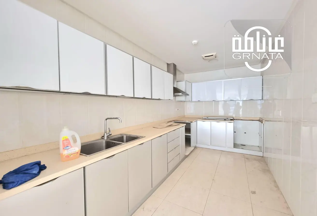 Apartment For Rent In Amwaj